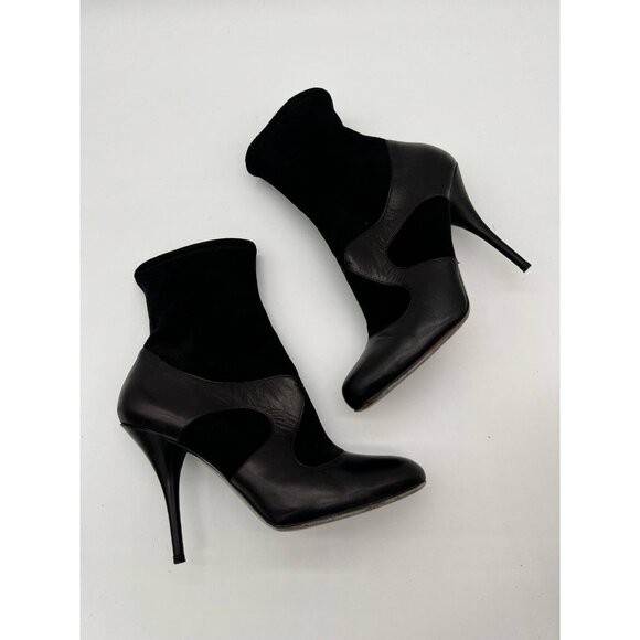 Miu Miu Boots Heels EU 37 Black Leather Ankle Boots Booties Gothic Witchy box - Picture 1 of 11